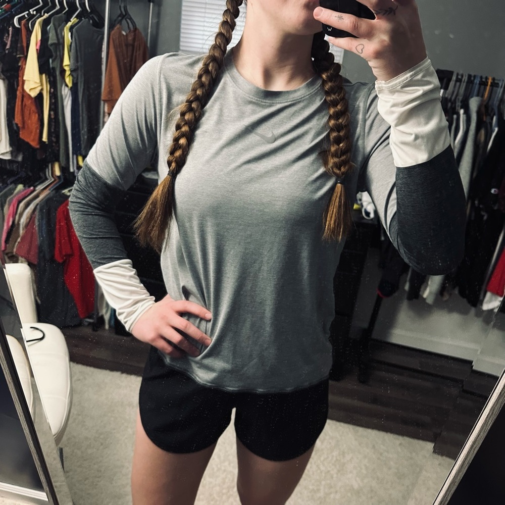 nike running dri fit long sleeve